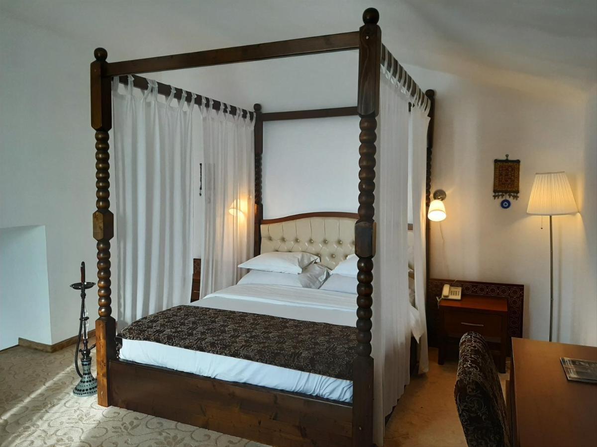 Hotel Condor Оравица Екстериор снимка